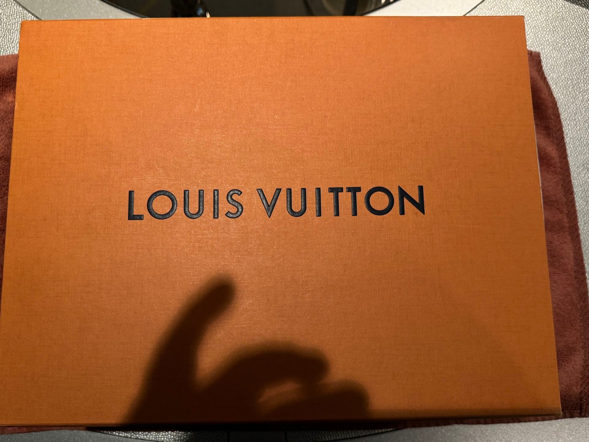 LOUIS VUITTON RIVOLI TENNIS