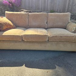 Free Couch!