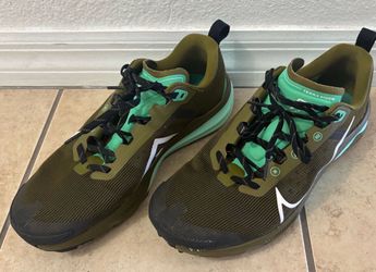 Nike React Terra Kiger 9 trail running shoes 8.5