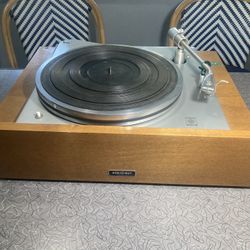 Rek-O-kut Turntable 