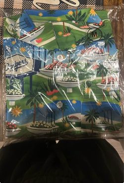 LA Dodgers Hawaiian Button-Up Shirt Size M