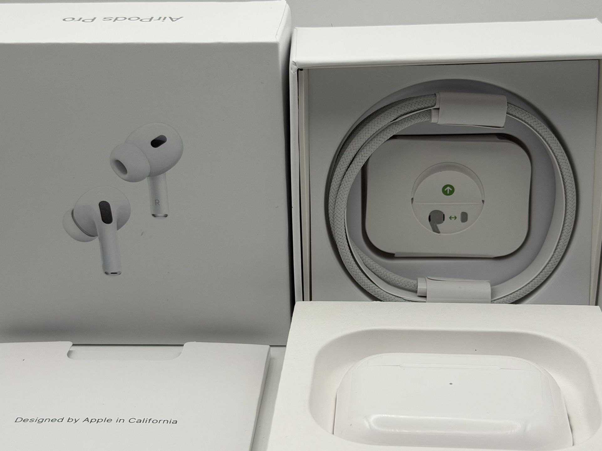 Airpod pro 2nd generation mag safe - white SEND OFFERS