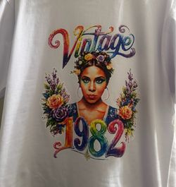 Vintage 1982 Tee | Limited Edition Birthday Shirt | Retro Graphic T-Shirt