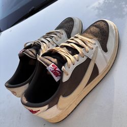 Travis Scott reverse mocha