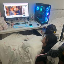 Gaming Pc And Monitor 