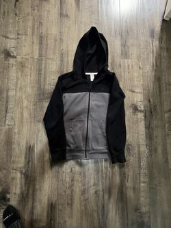 Carter’s Size 12 Boy’s Zip Up Hoodie