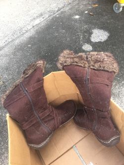 Suede faux boots