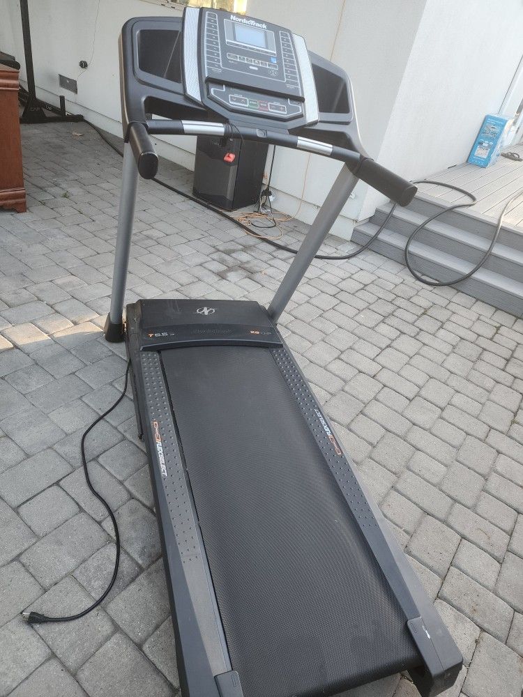 NORDICTRACK 6.5S T SERIES Treadmill