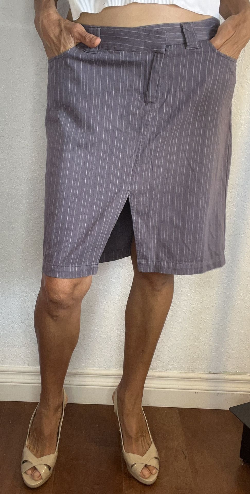 Xhilaration Grey and White Pinstriped Pencil Skirt w/ Front Slit (9)