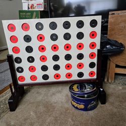 Oversized Connect 4 game with 20 chips