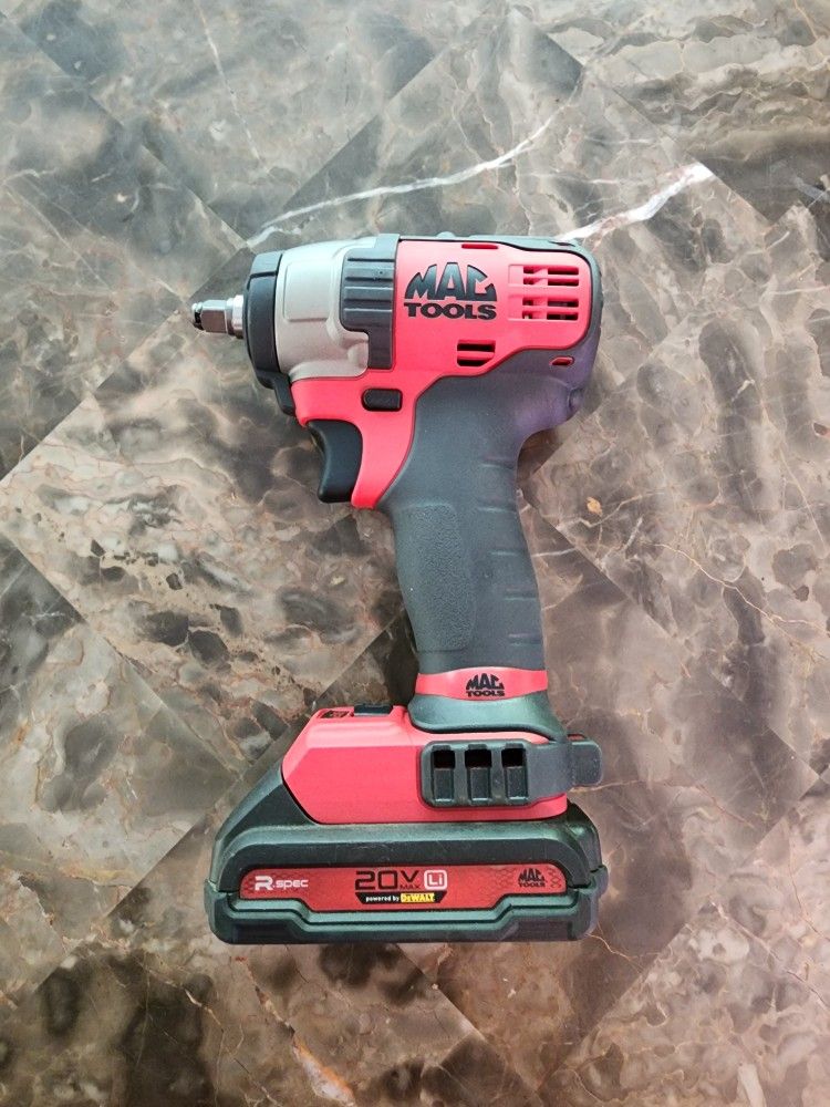 3/8 MAC TOOLS (NEW)