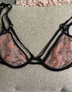 Victoria’s Secret bra for $25