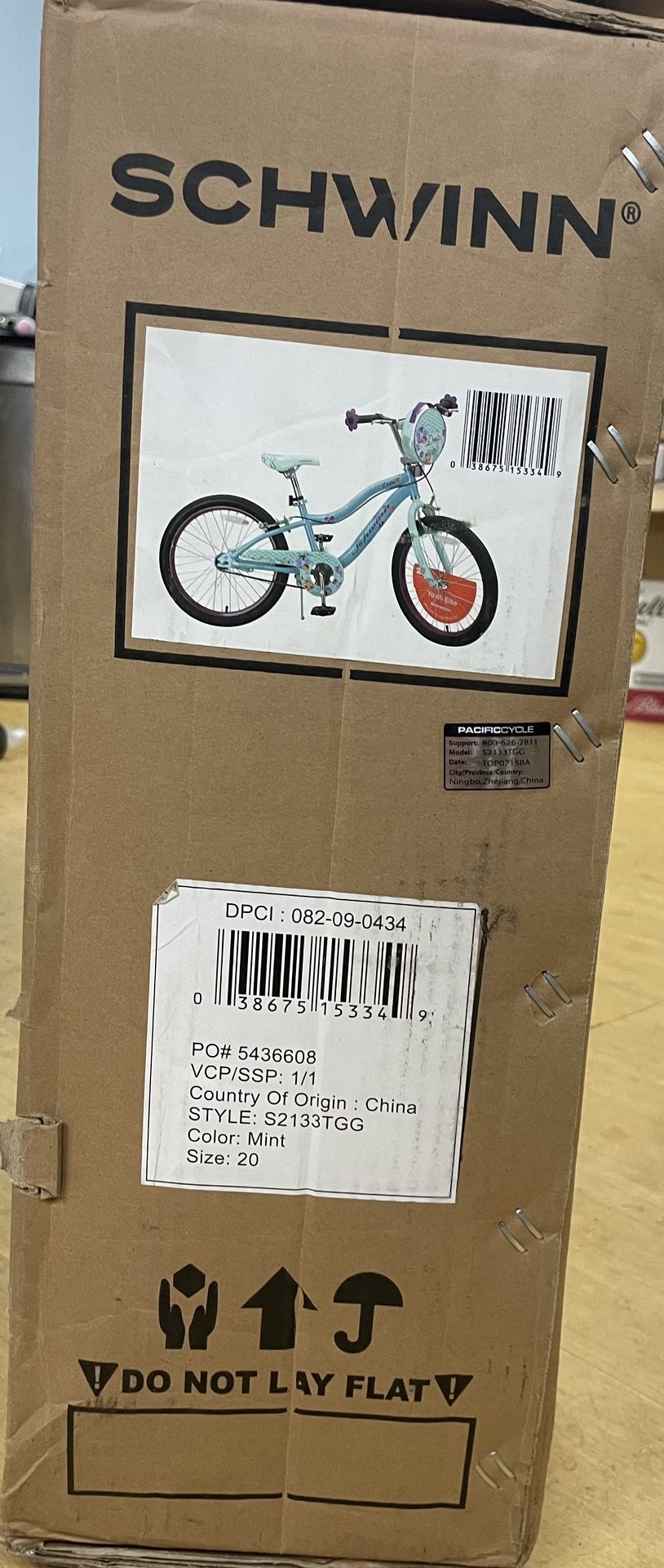 SCHWINN 20IN MINT COLOR BIKE