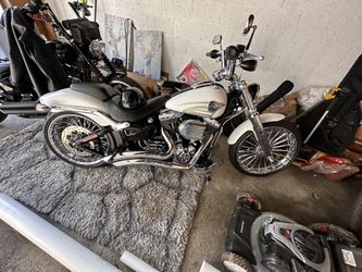 2017 FXSB HARLEY DAVIDSON BREAKOUT