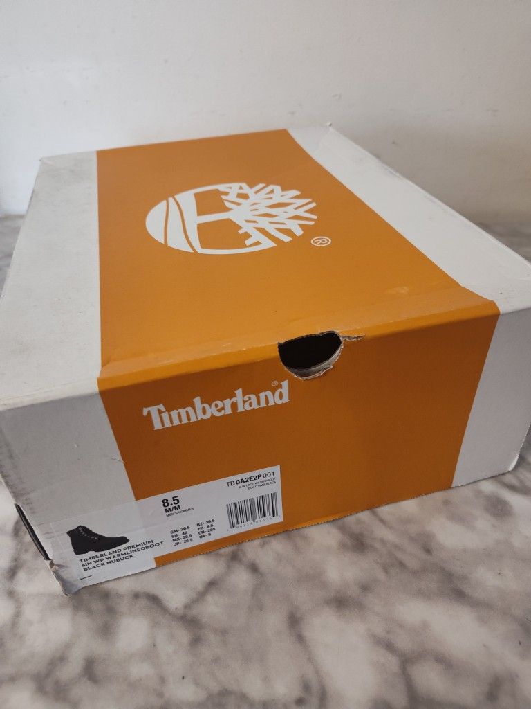 Brand New Timberland Boots With Box Size 8.5 Never Use