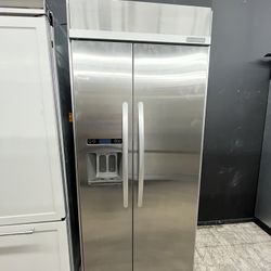 Built In Kitchen Aid Side By Side 36” Refrigerator Ice & Water 