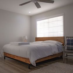 King Size Bed w/ headboard (no Boxspring required!)