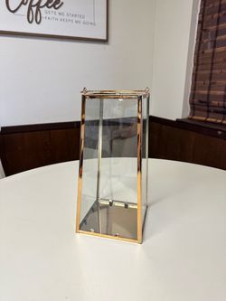 Gold Lantern
