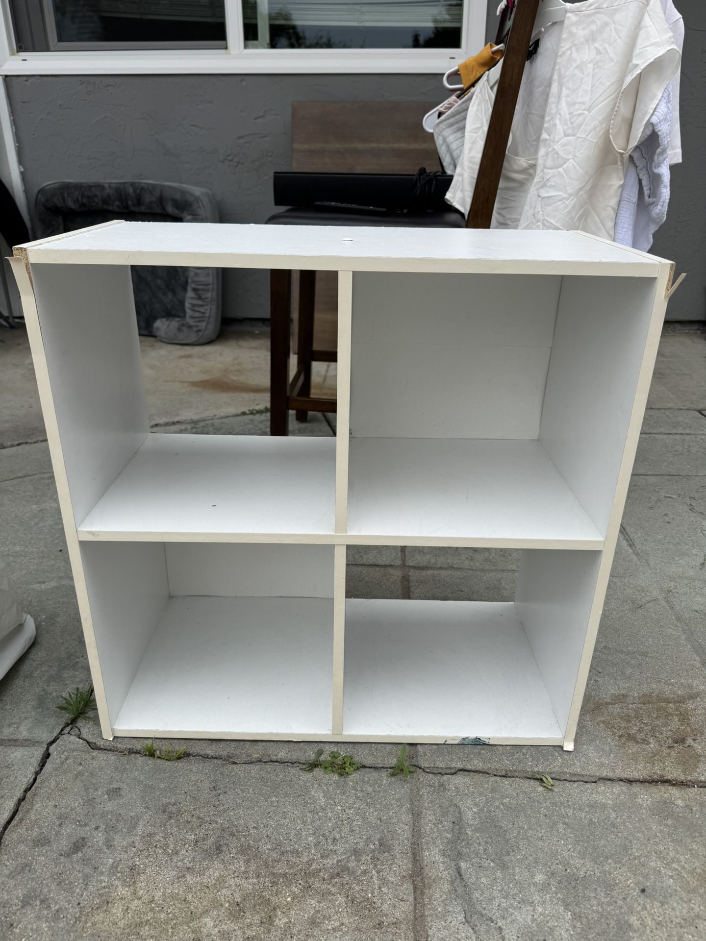 White Cubical