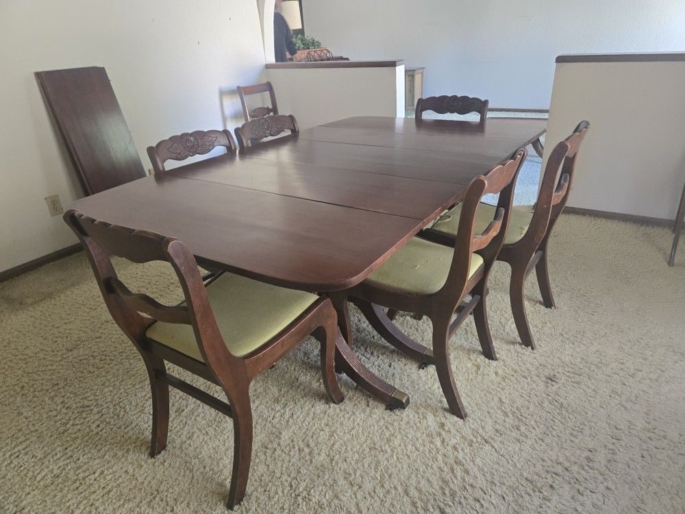 Antique Dining Room Table With Chairs 