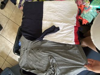 Guy shirts size M