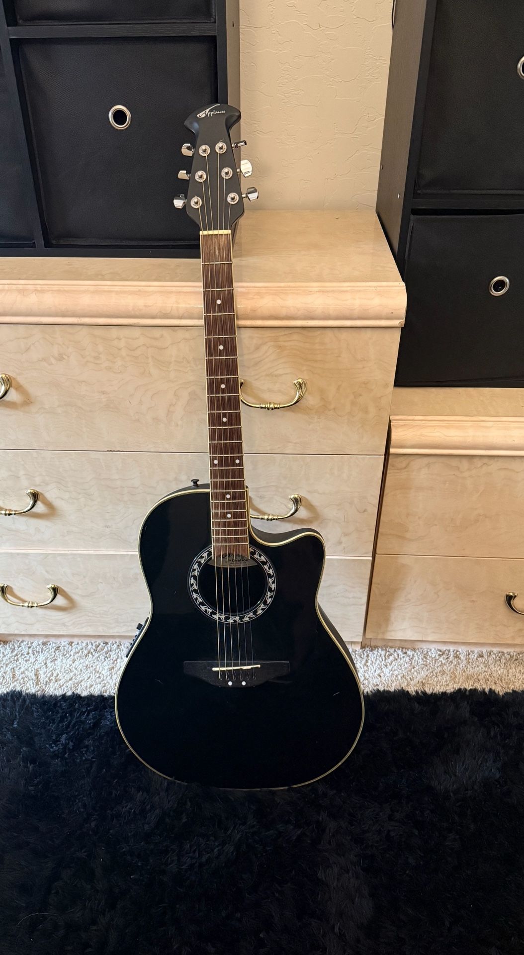acoustic guitar