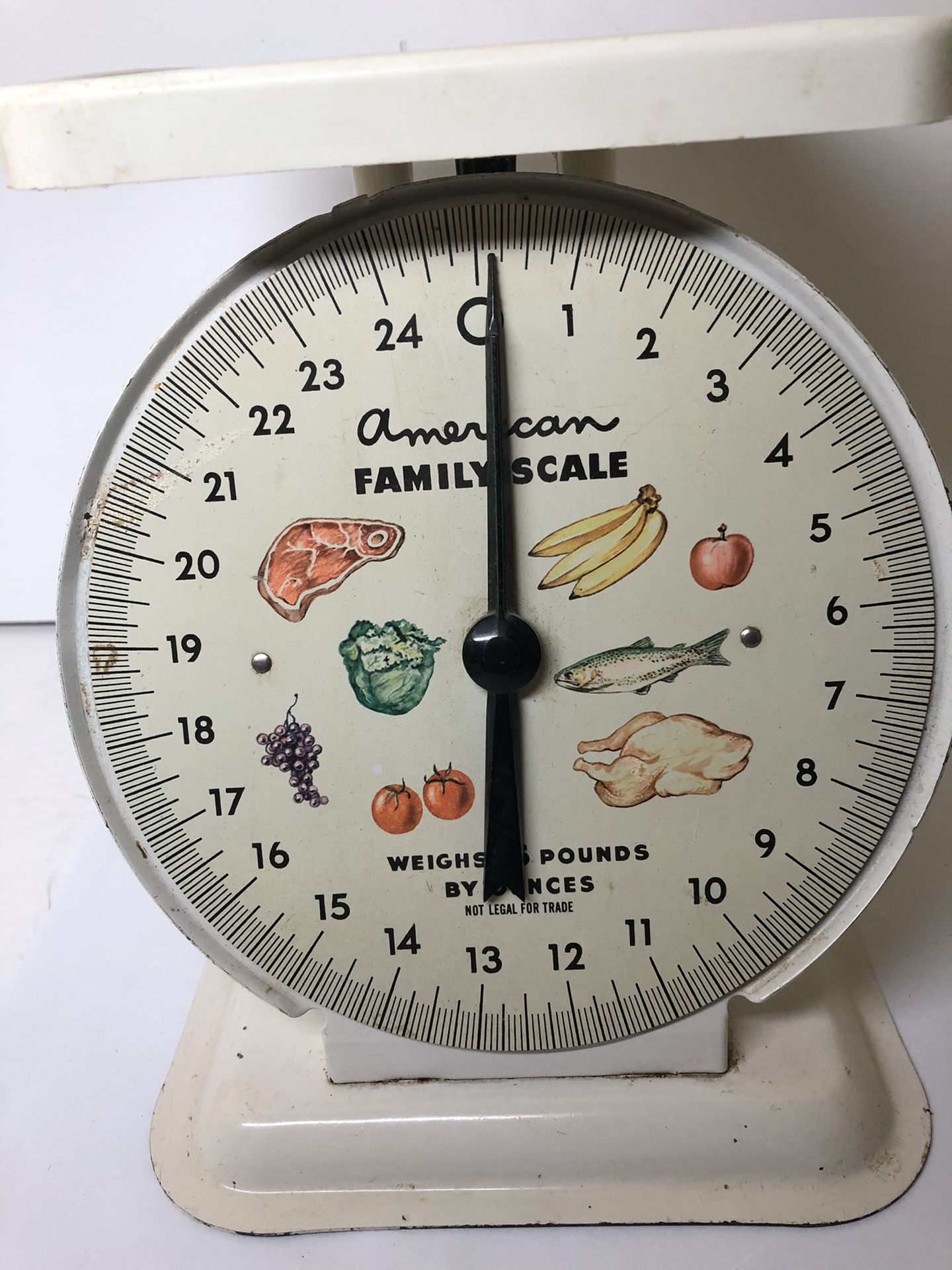 Vintage Metal American Family Scale 25 LB Kitchen Countertop Decor White