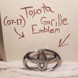 Toyota grille emblem