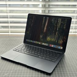 Apple Macbook Air 13 inch M3