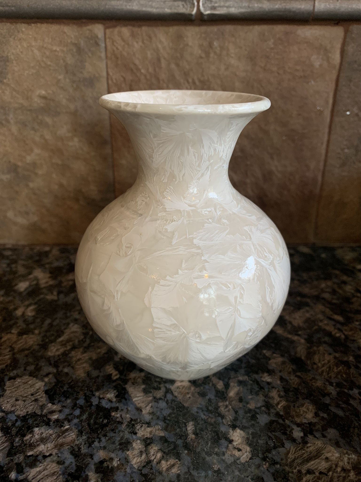 PHIL MORGAN WHITE CRYSTALLINE GLAZED POTTERY VASE 2004 S SEAGROVE NORTH CAROLINA