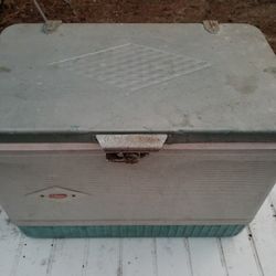 Vintage Coleman Cooler