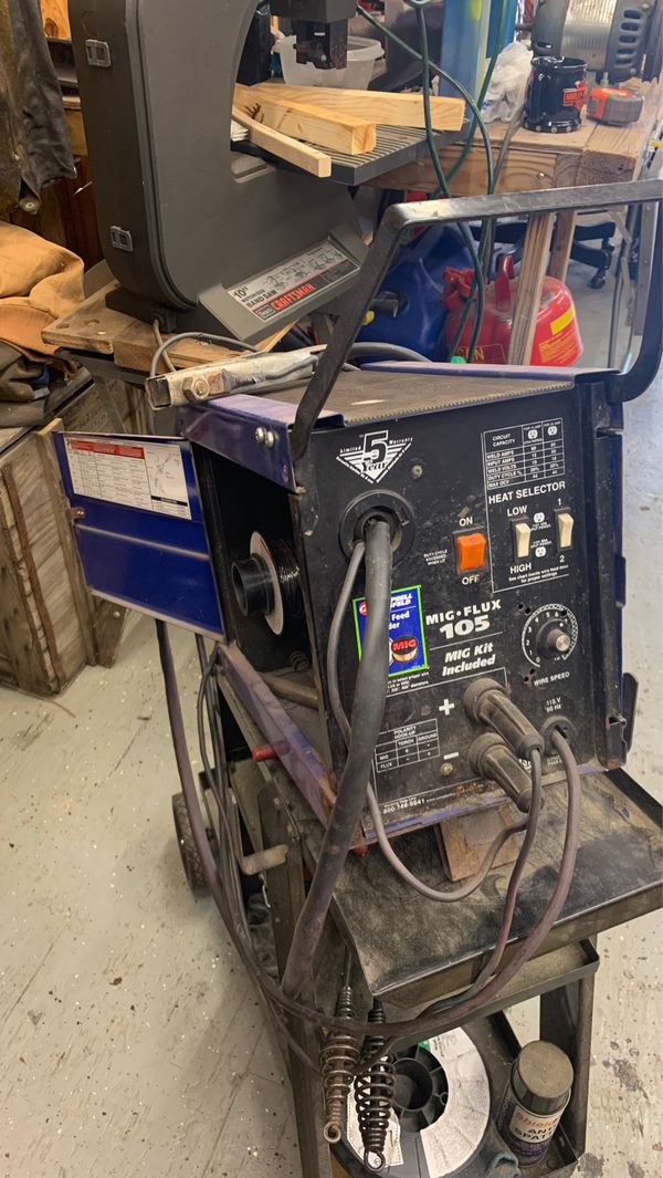 Welder 105 mig & flux Campbell hausfeld for Sale in Thomasville, NC