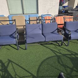 $400 BEAUTIFUL BIG PATIO SET 2 ROCKING CHAIRS AND LOVE SEAT 