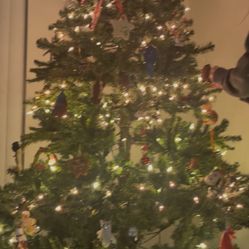 Prelit Christmas 🎄 Tree