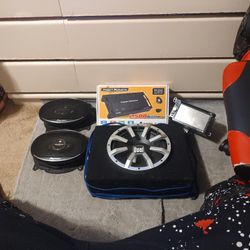 Cars Speakers 2 6x9s Deck  And Amp