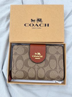 Beautiful Coach Signature Wallet