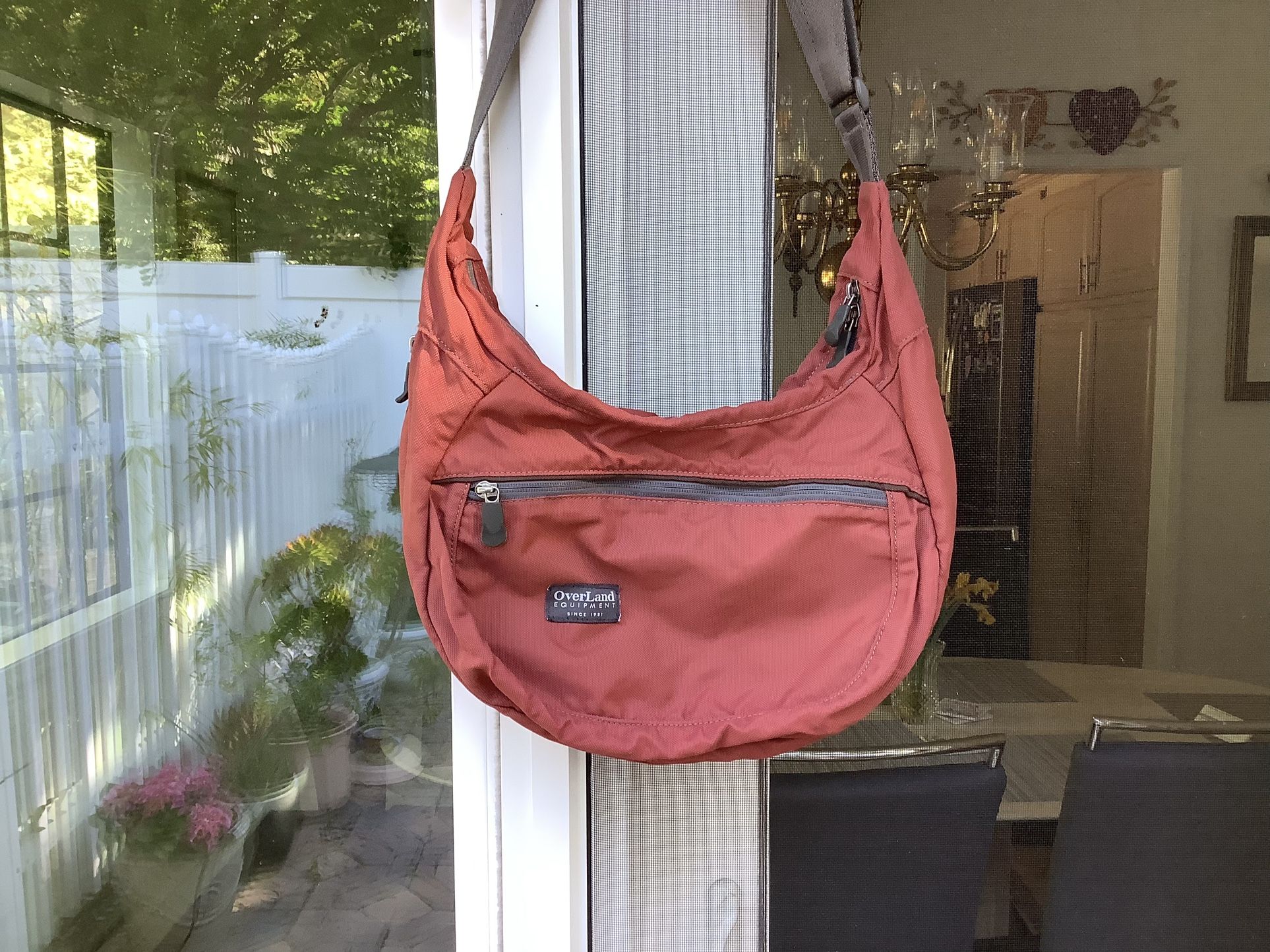 SOLD! Used OVERLAND EQUIPMENT Crossbody Medium Bag Expandable Womens Nylon Burgundy Red Located In Agoura Hills