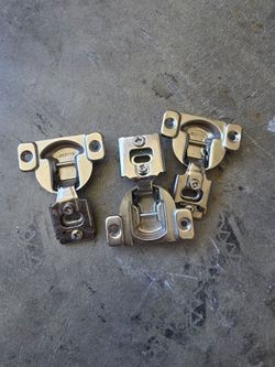 Door hinges
