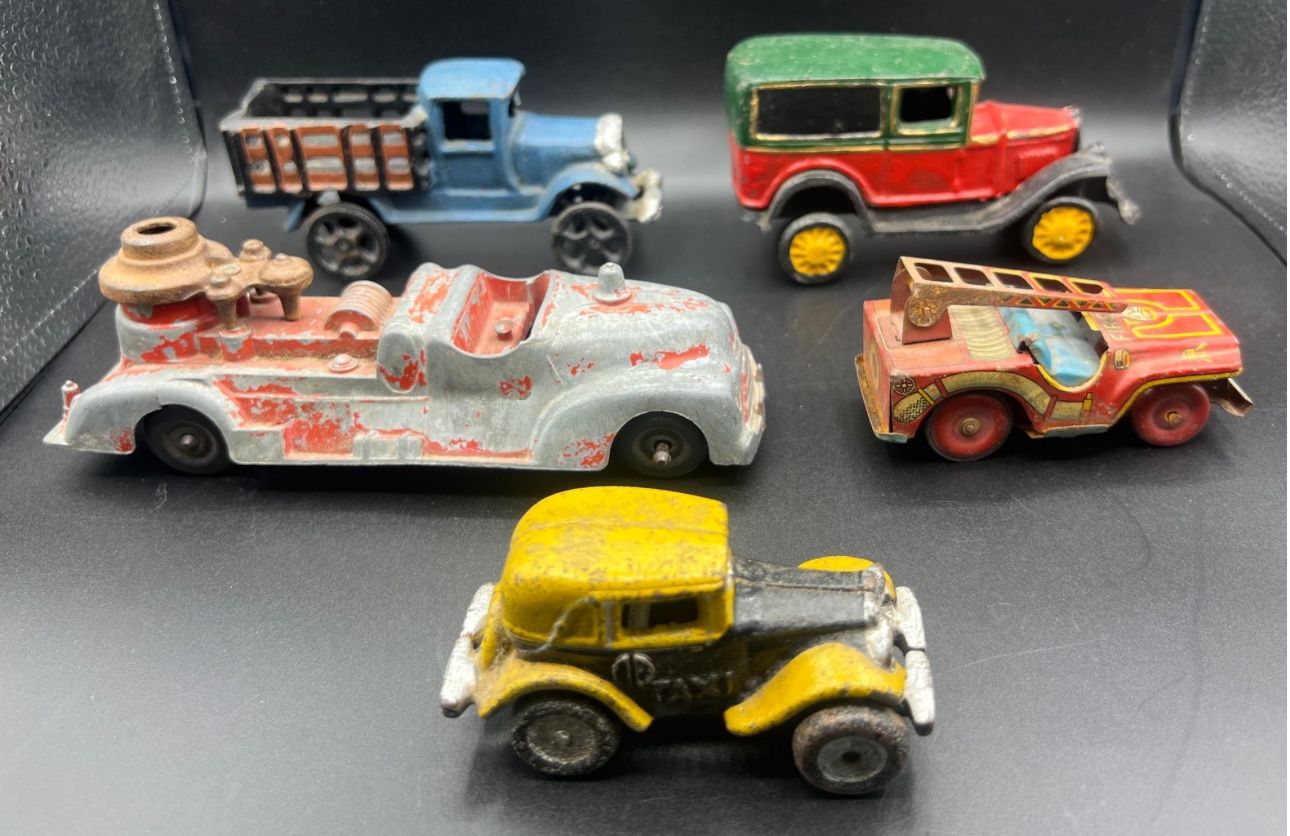 ANTIQUE CAST IRON TOY CARS 5 TOTAL