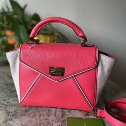 Kate Spade handbag With Little Defect 