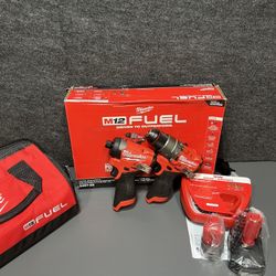 Milwaukee (3497-22) M12 FUEL 12-Volt Lithium-Ion Brushless Cordless Hammer Drill and Impact Driver Combo Kit w/2 Batteries and Bag (2-Tool)