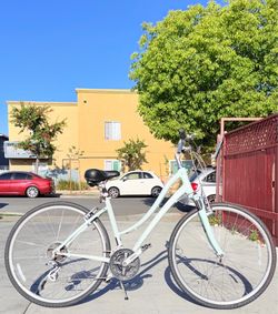 Giant DX-3 Light Green Hybrid Bike