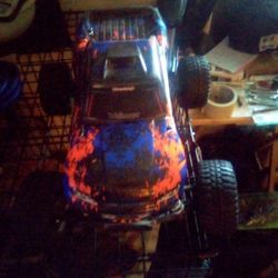 Traxxas Stemped