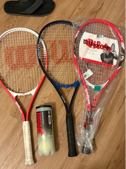 Wilson Tennis Racquet Bundle – 3 Racquets + Penn Balls
