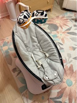 4Moms Momaroo Swing