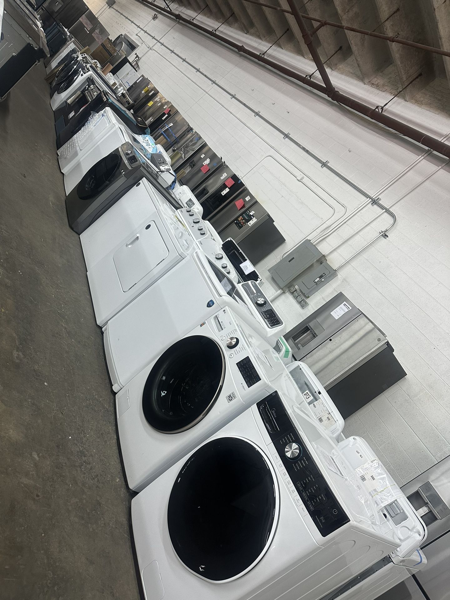 Scratch/dent New Appliances