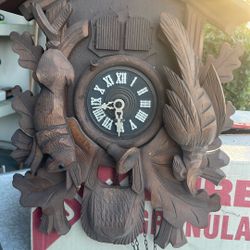 BLACK FOREST COO-COO CLOCK ANTIQUE 