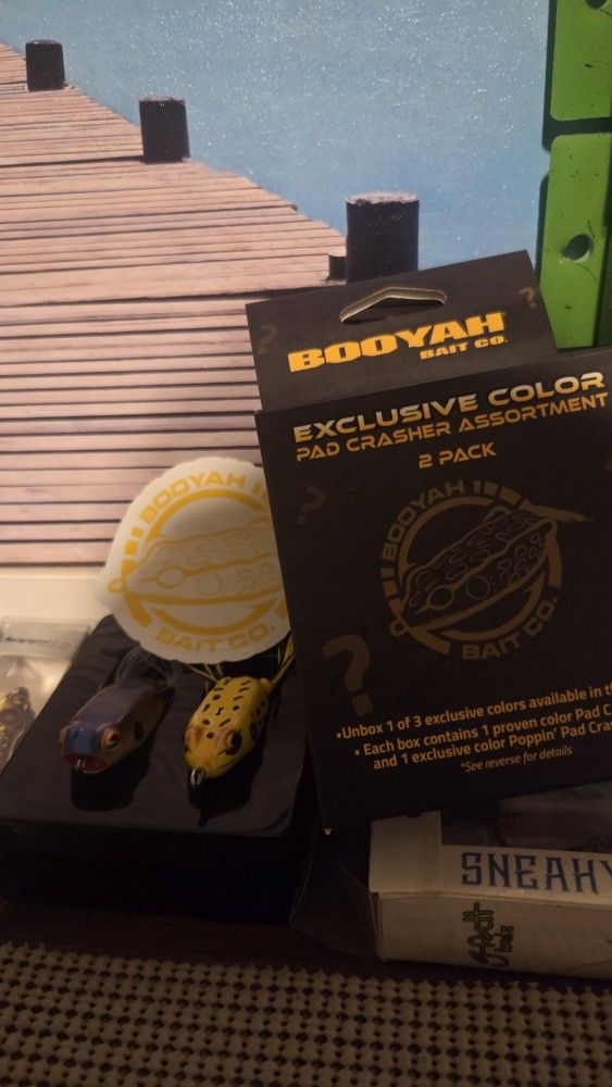 Booyah Frogs Exclusive Doubke Pack