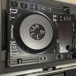 Dj Equipment 