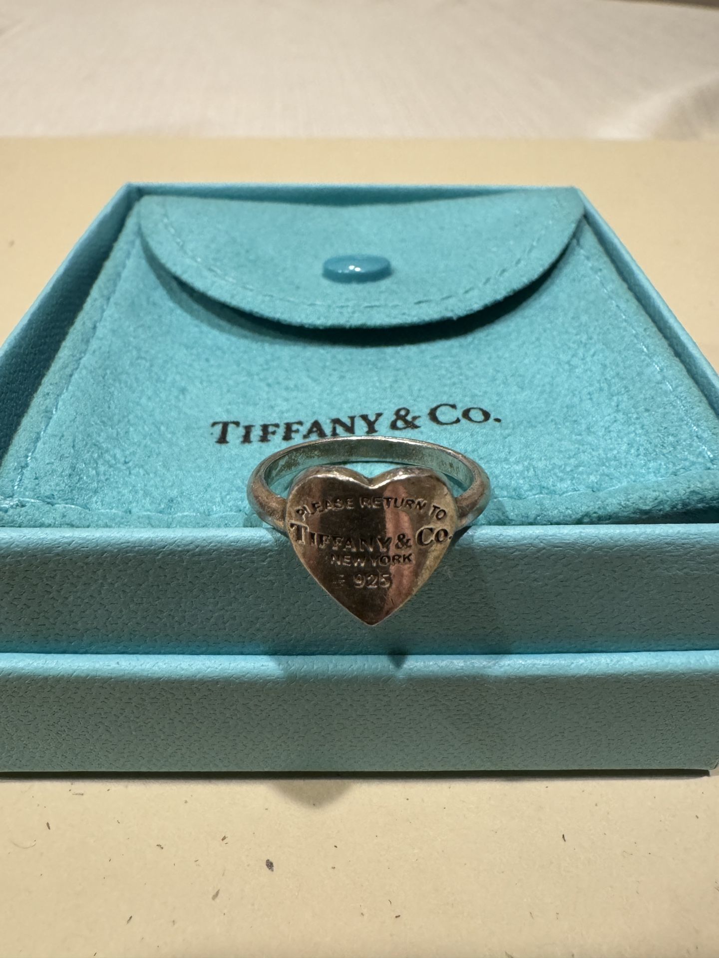 Return To Tiffany & Co Classic Heart Shaped Ring 
